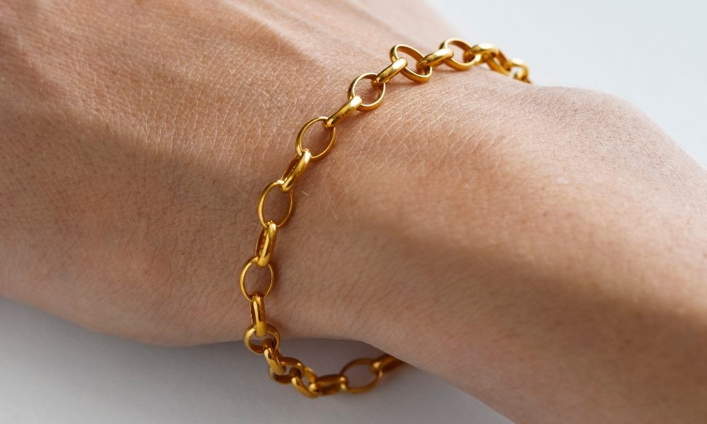 Altın Bilezik ile Altın Bileklik Arasındaki Farklar Nelerdir?