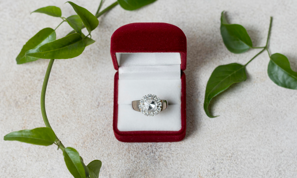 Altın Takılar Neden Kararır?