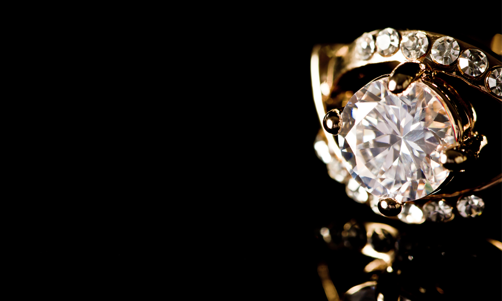 Pırlanta Bakımı ve Temizliği Nasıl Yapılır?